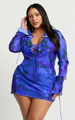 Ruffle Plunge Neck Long Sleeve Tie Detail Dress in Blue Abstract